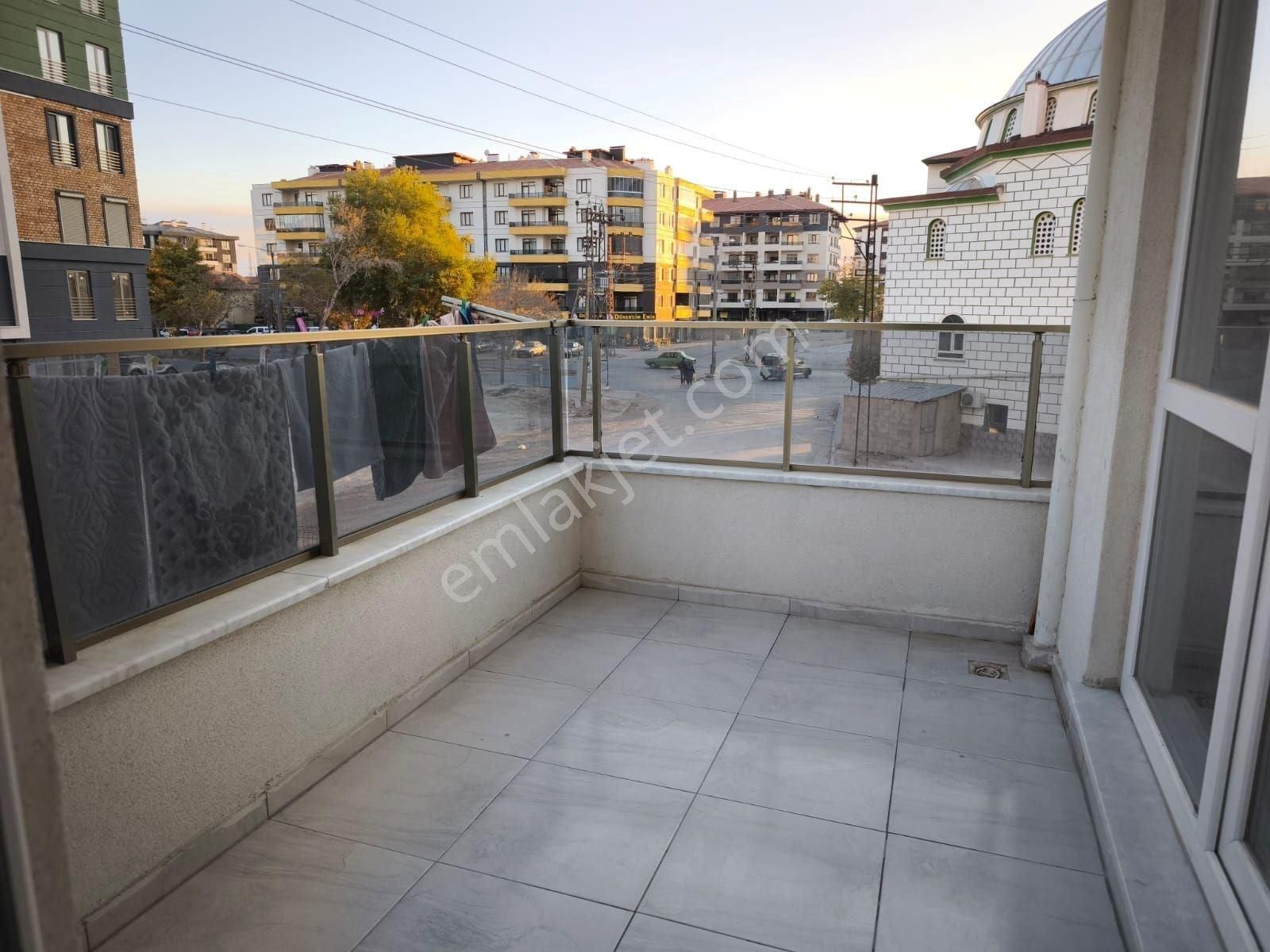 Ahmet Özcan'a Yakın Satılık 3+1 Daire - Görsel 15