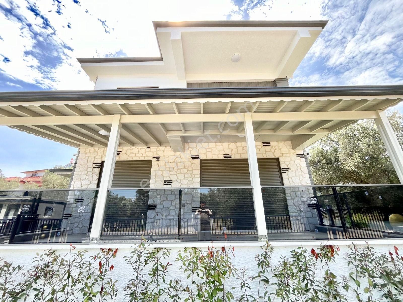 Yüksel'den Güre'de Kazdağları Eteklerinde Tam Bağımsız 4+1 Villa - Görsel 17