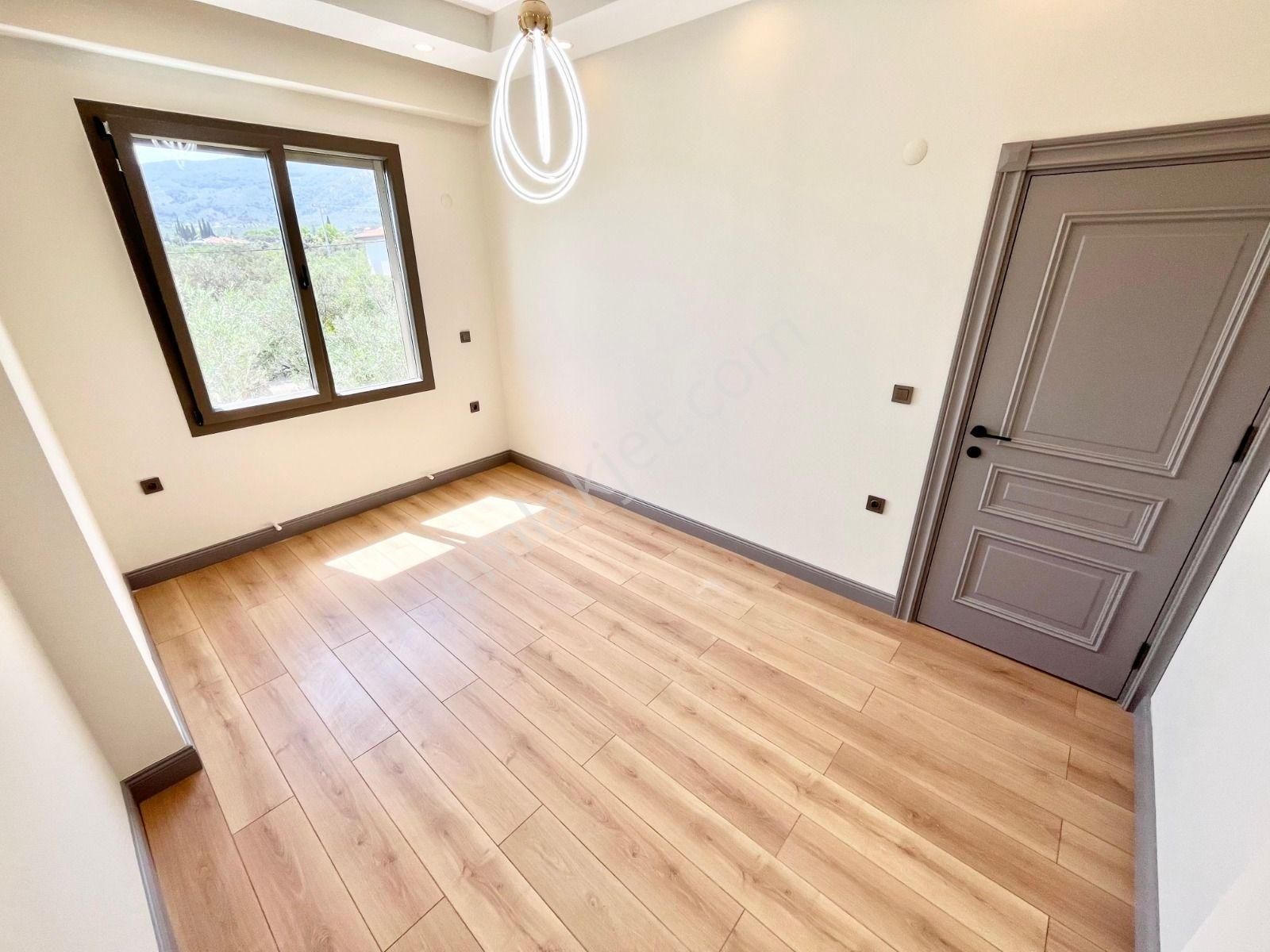 Yüksel'den Güre'de Kazdağları Eteklerinde Tam Bağımsız 4+1 Villa - Görsel 6