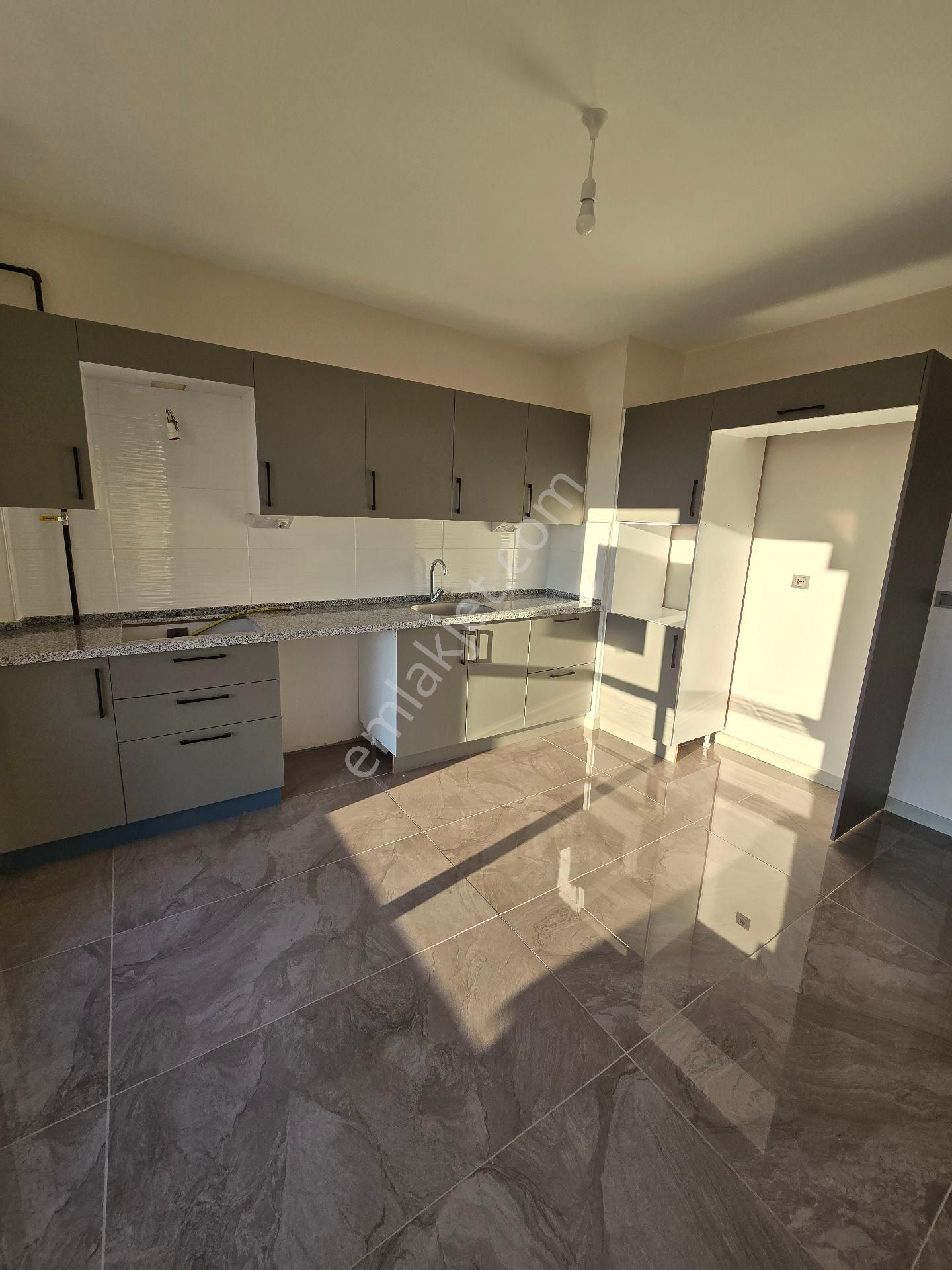 Nazilli Devlet Hastanesine Çok Yakın, Yüzme Havuzlu, Tenis Kortlu, Site İçinde. - Görsel 23