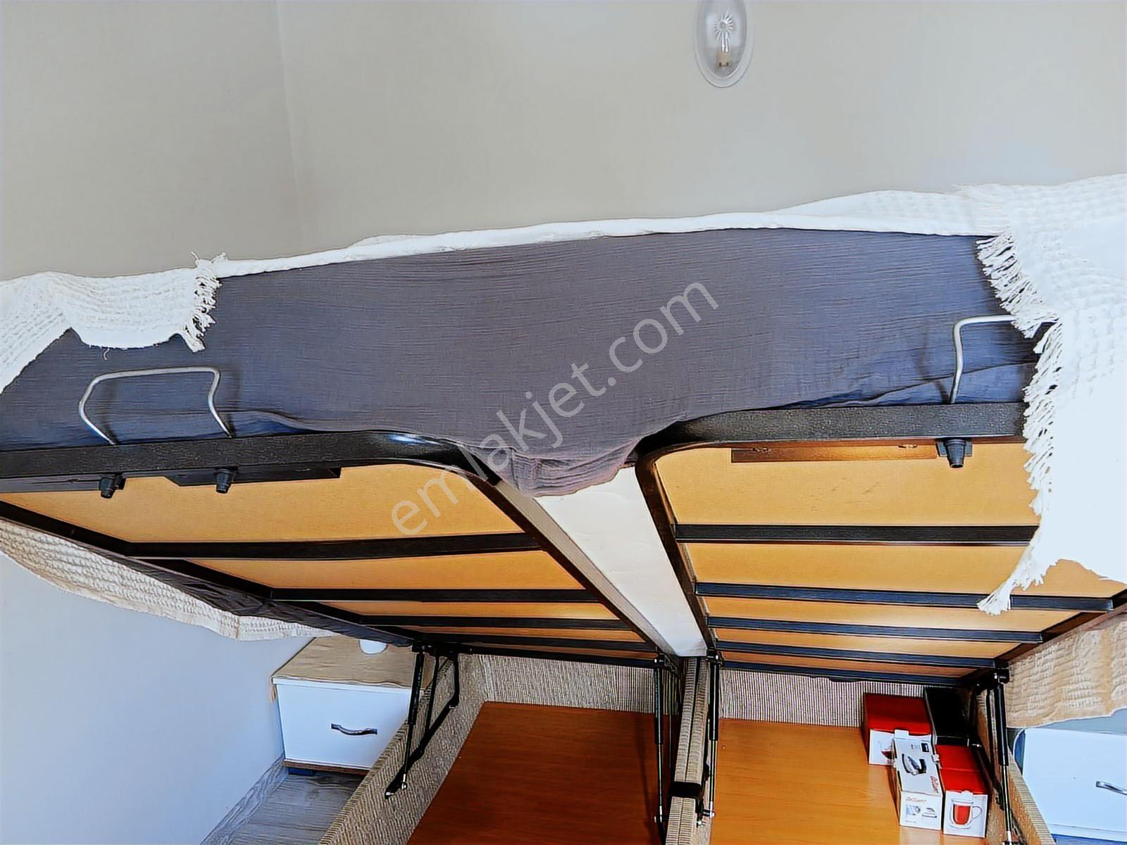 Tepe Mahallesinde Eşyalı Kiralık 1+1 Daire - Görsel 18