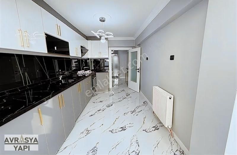 Kod 3417 Yenidoğan Mah. Caddeye Cephe Geniş 2+1 Daire - Görsel 17