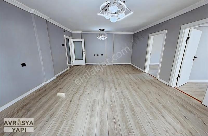 Kod 3417 Yenidoğan Mah. Caddeye Cephe Geniş 2+1 Daire - Görsel 20