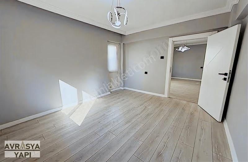 Kod 3417 Yenidoğan Mah. Caddeye Cephe Geniş 2+1 Daire - Görsel 12