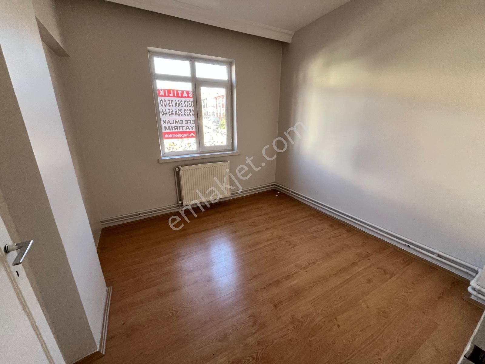 Ayvalı Caddesi Yakını Katta 3+1 Kiralık Daire - Görsel 19