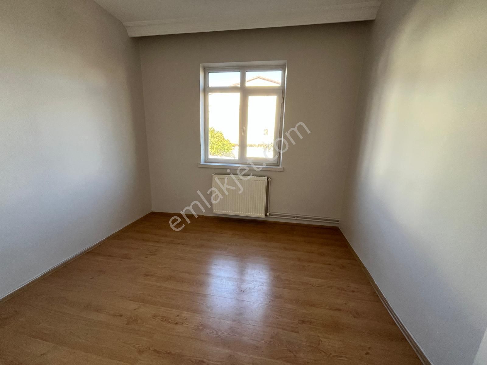 Ayvalı Caddesi Yakını Katta 3+1 Kiralık Daire - Görsel 18