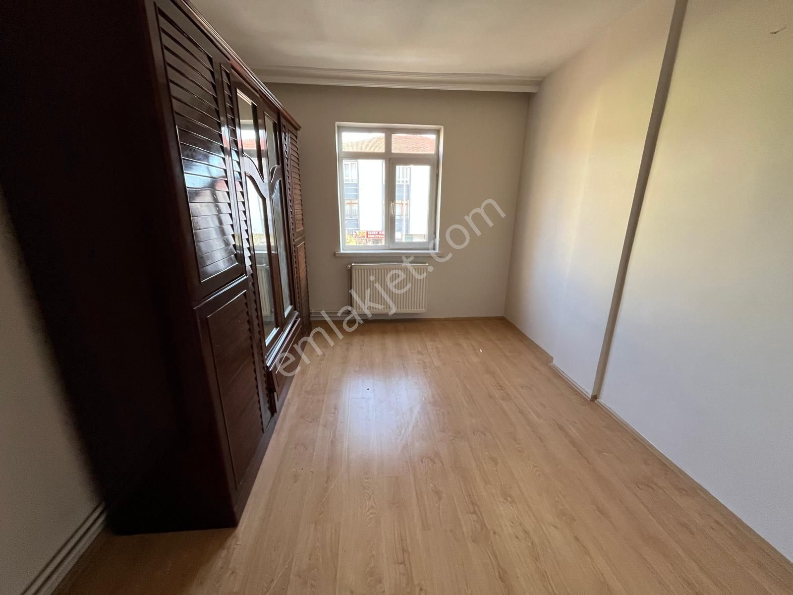 Ayvalı Caddesi Yakını Katta 3+1 Kiralık Daire - Görsel 8