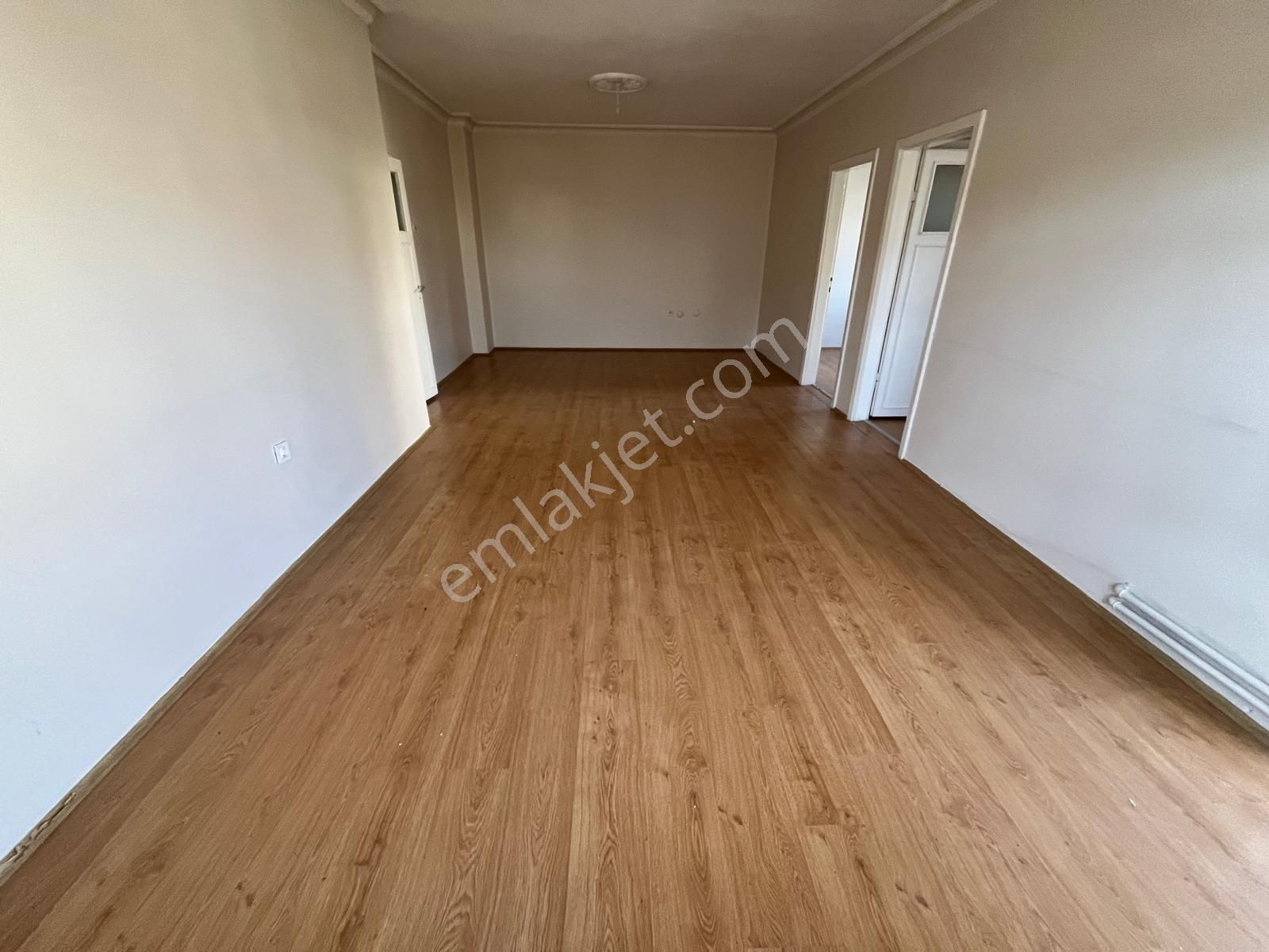 Ayvalı Caddesi Yakını Katta 3+1 Kiralık Daire - Görsel 11