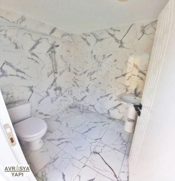 Kod 3170 Yunusemre Mah. Caddeye Cephe 2+1 Ara Kat Daire - Görsel 4