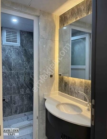 Kod 3172 Çatalmeşe Mah. Oturuma Hazır Ferah 3+1 Lüks Ara Kat - Görsel 3