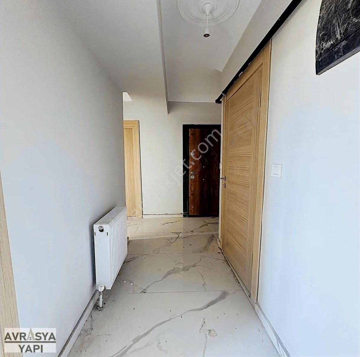 Kod 5307 Ekşioğlu Mah. Caddeye Cephe İskanlı 2+1 Daire - Görsel 10