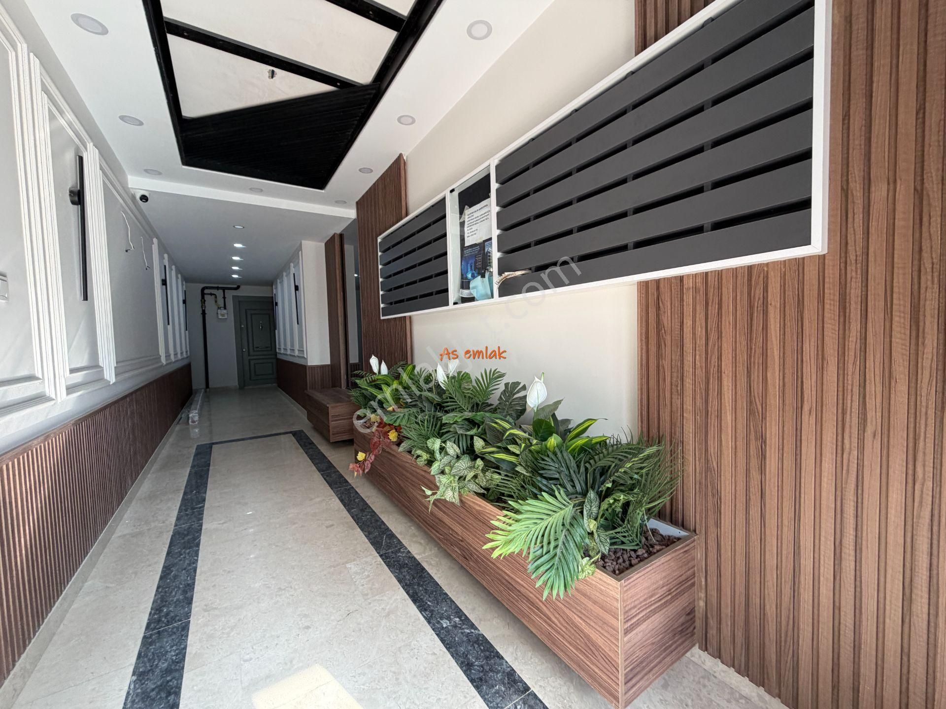 As Emlak Tan 1+1 Altunizade Ay Konakları Otoparklı Teraslı Giriş Daire - Görsel 30