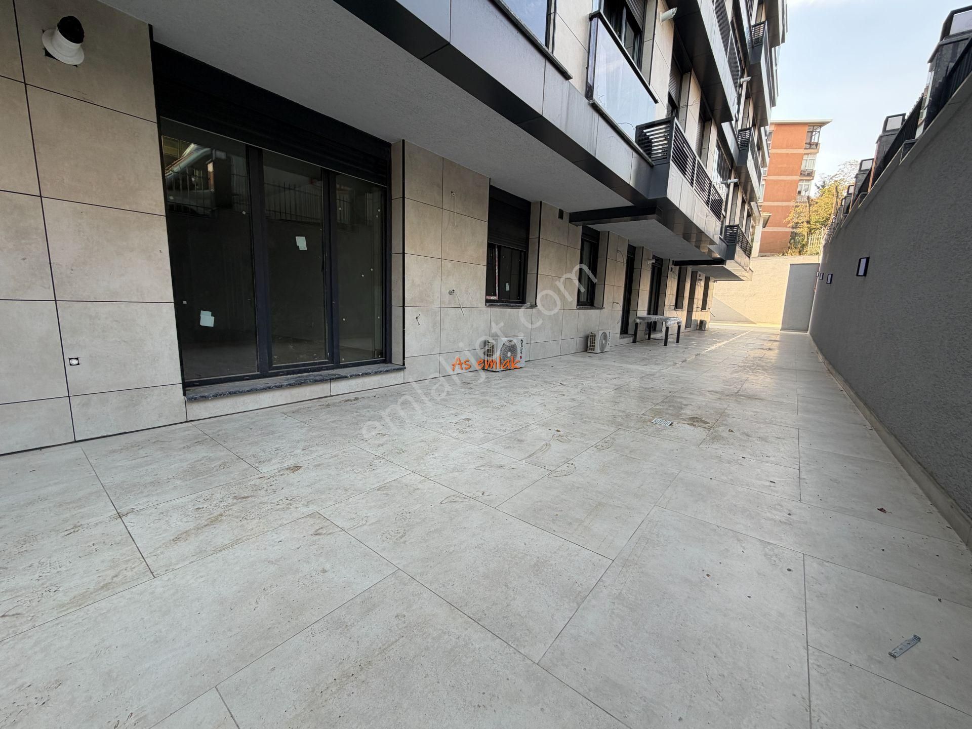 As Emlak Tan 1+1 Altunizade Ay Konakları Otoparklı Teraslı Giriş Daire - Görsel 27