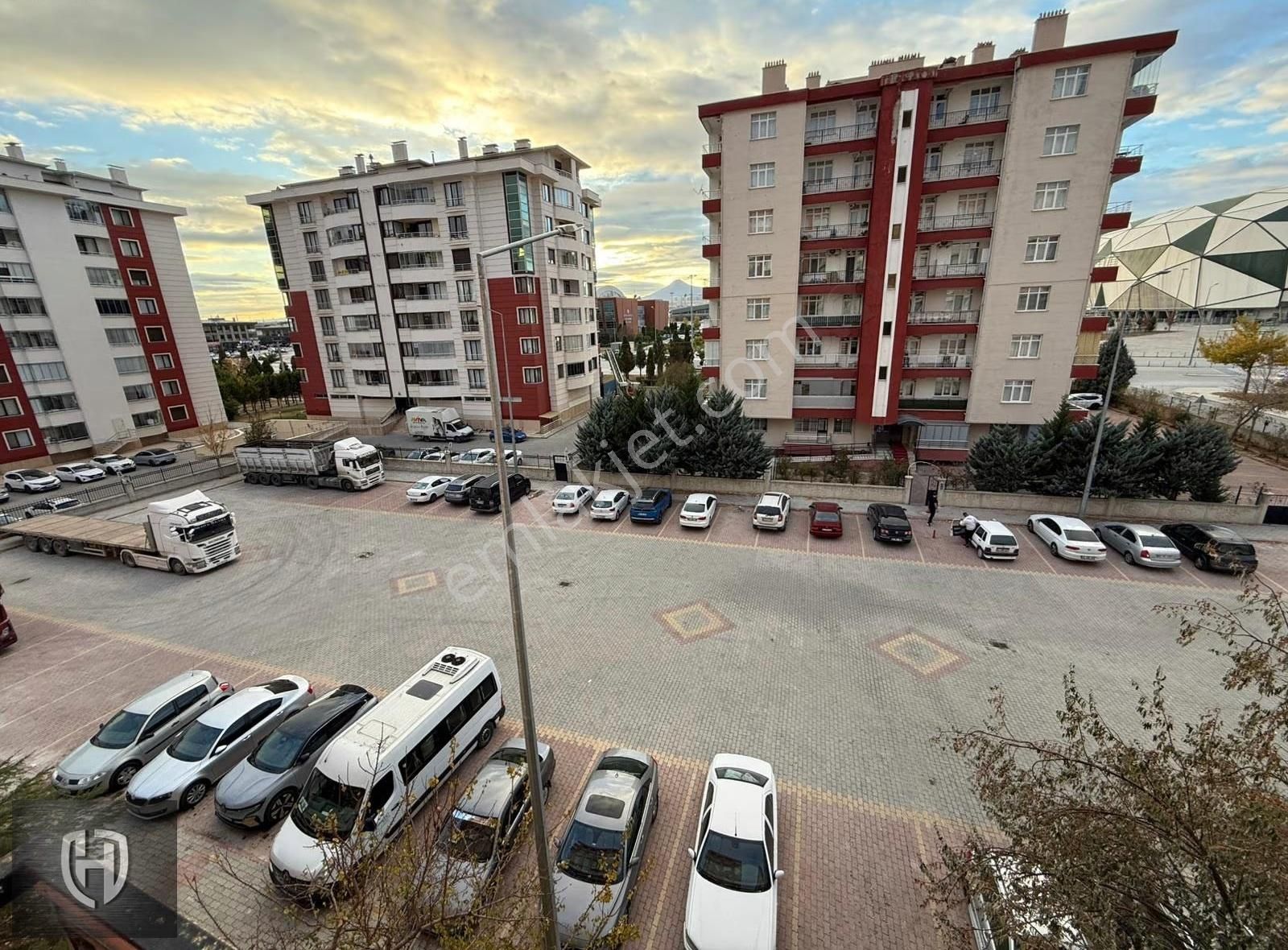 Hammer'den Yeni Stadyum Karşısında Muhteşem 3+1 Daire - Görsel 30