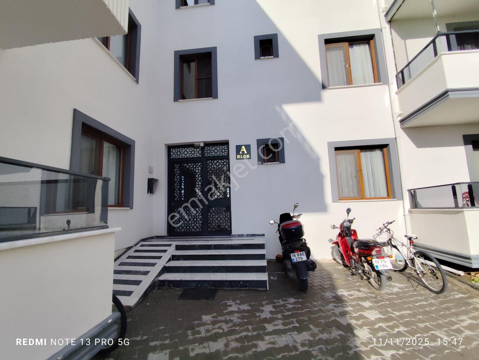 Ayvalık Altınovada 3 Katlı Binanın 1.katı: 3+1 Sıfır Lüks Daire - Görsel 22