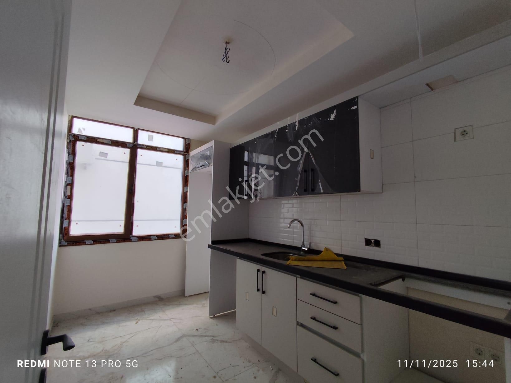 Ayvalık Altınovada 3 Katlı Binanın 1.katı: 3+1 Sıfır Lüks Daire - Görsel 17