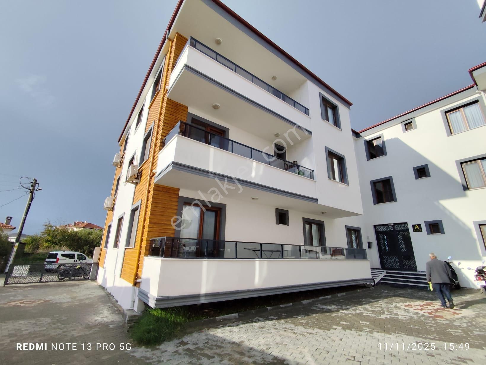 Ayvalık Altınovada 3 Katlı Binanın 1.katı: 3+1 Sıfır Lüks Daire - Görsel 14