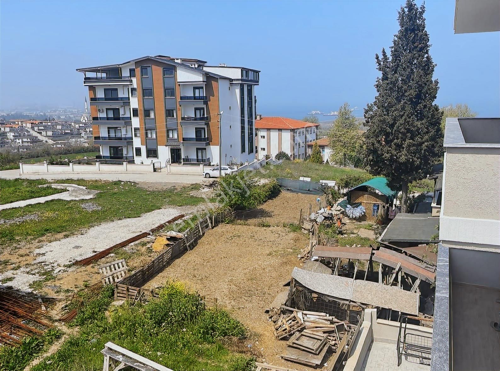 Tavşanlı Merkezde Muhteşem Dz.manzaralı 2+1 Daire Satılıktır - Görsel 2