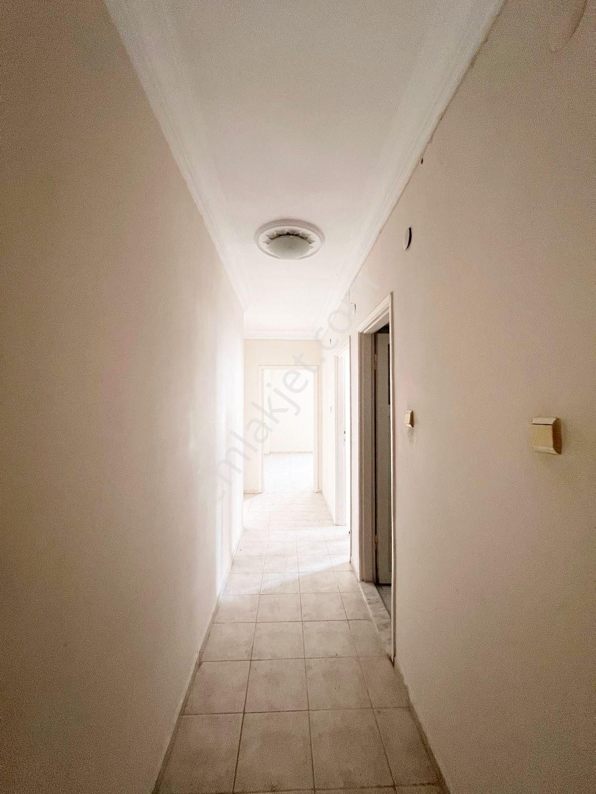 Mavi_bulv._groseri_civarı_site_içerisinde_çok_geniş_kaçmaz_fırsat - Görsel 25