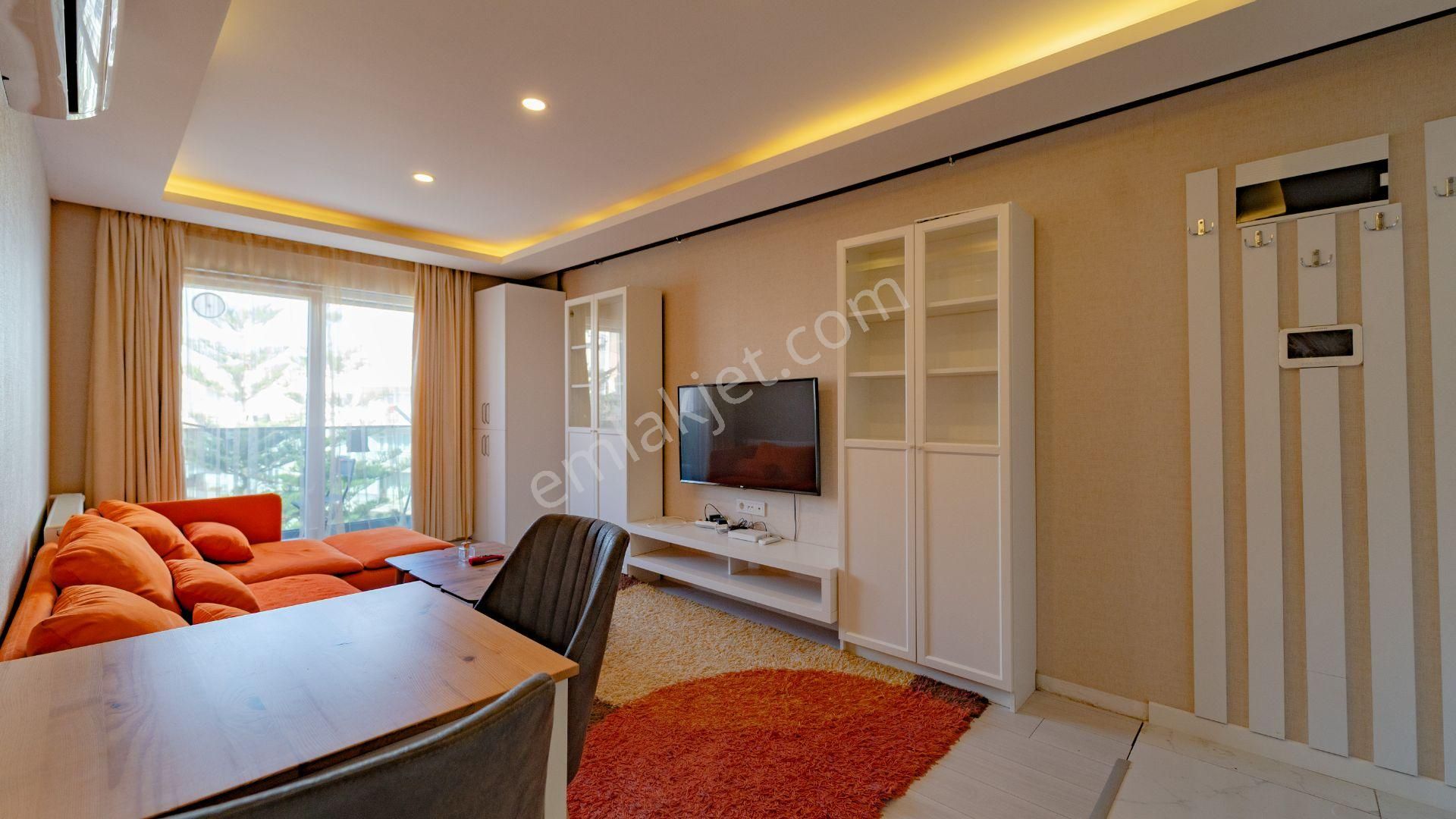 Konyaaltı Pınarbaşı Mh. 1+1 Eşyalı Doğalgazlı Satılık Arakat