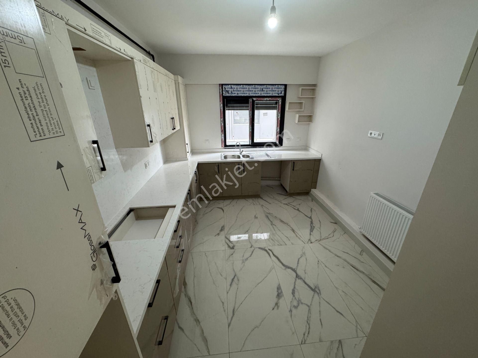 Acıbadem Barış Sokakda, Sıfır Binada Bahçe Kullanımlı 3+1 Daire - Görsel 16