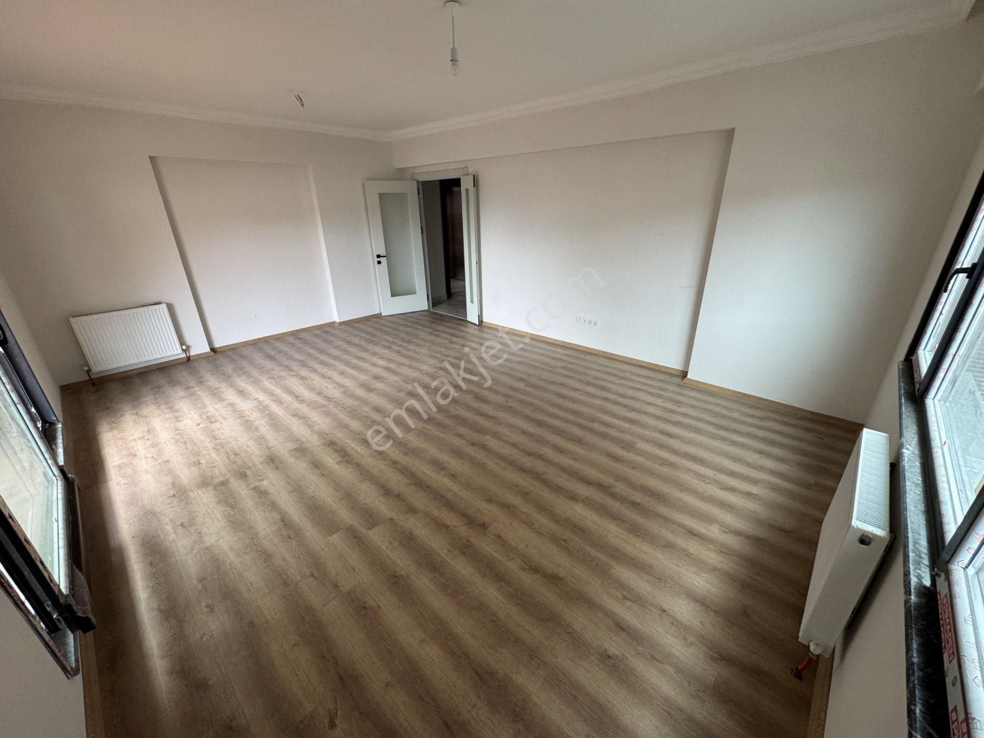 Acıbadem Barış Sokakda, Sıfır Binada Bahçe Kullanımlı 3+1 Daire - Görsel 9