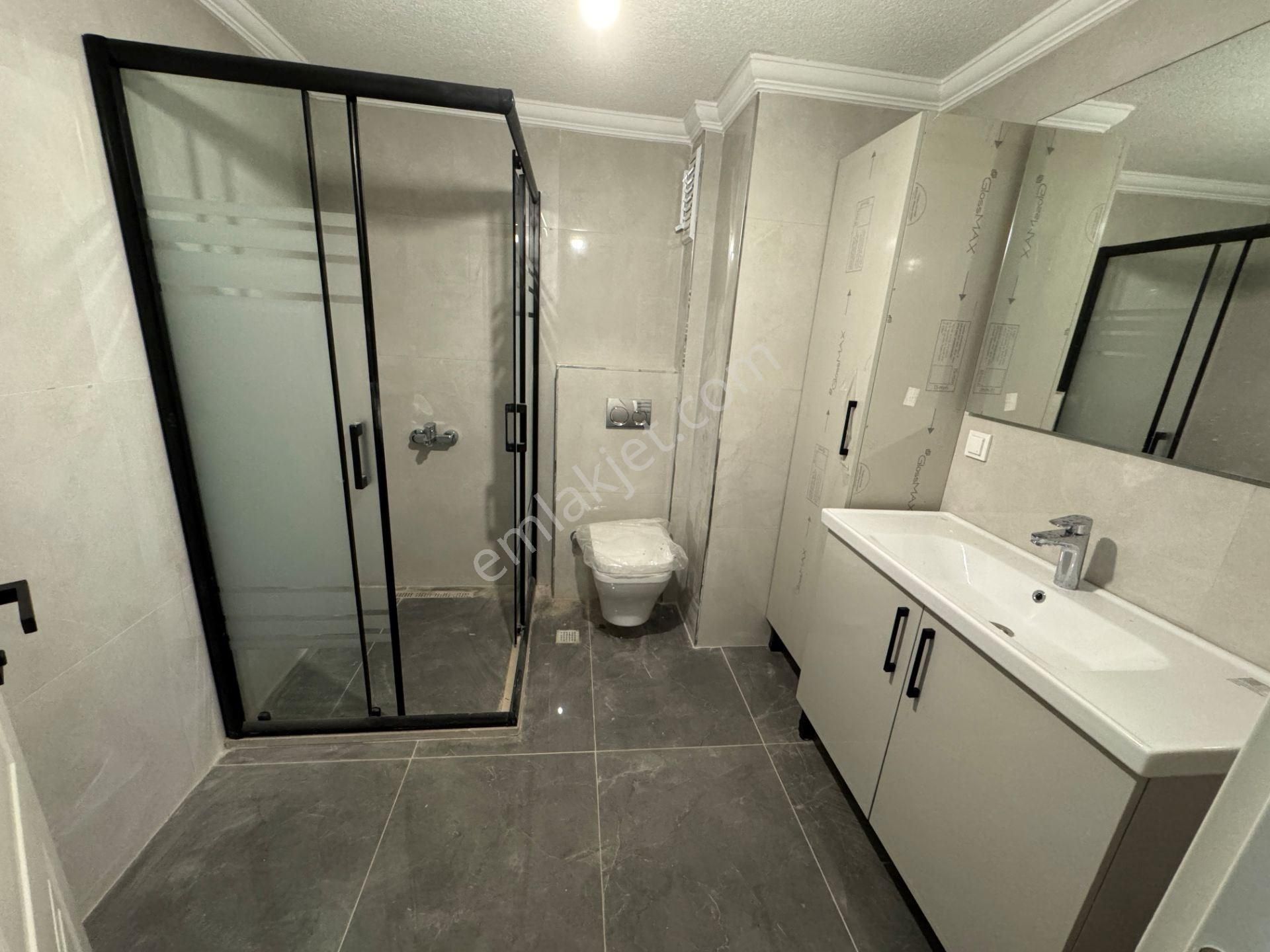 Acıbadem Barış Sokakda, Sıfır Binada Bahçe Kullanımlı 3+1 Daire - Görsel 20