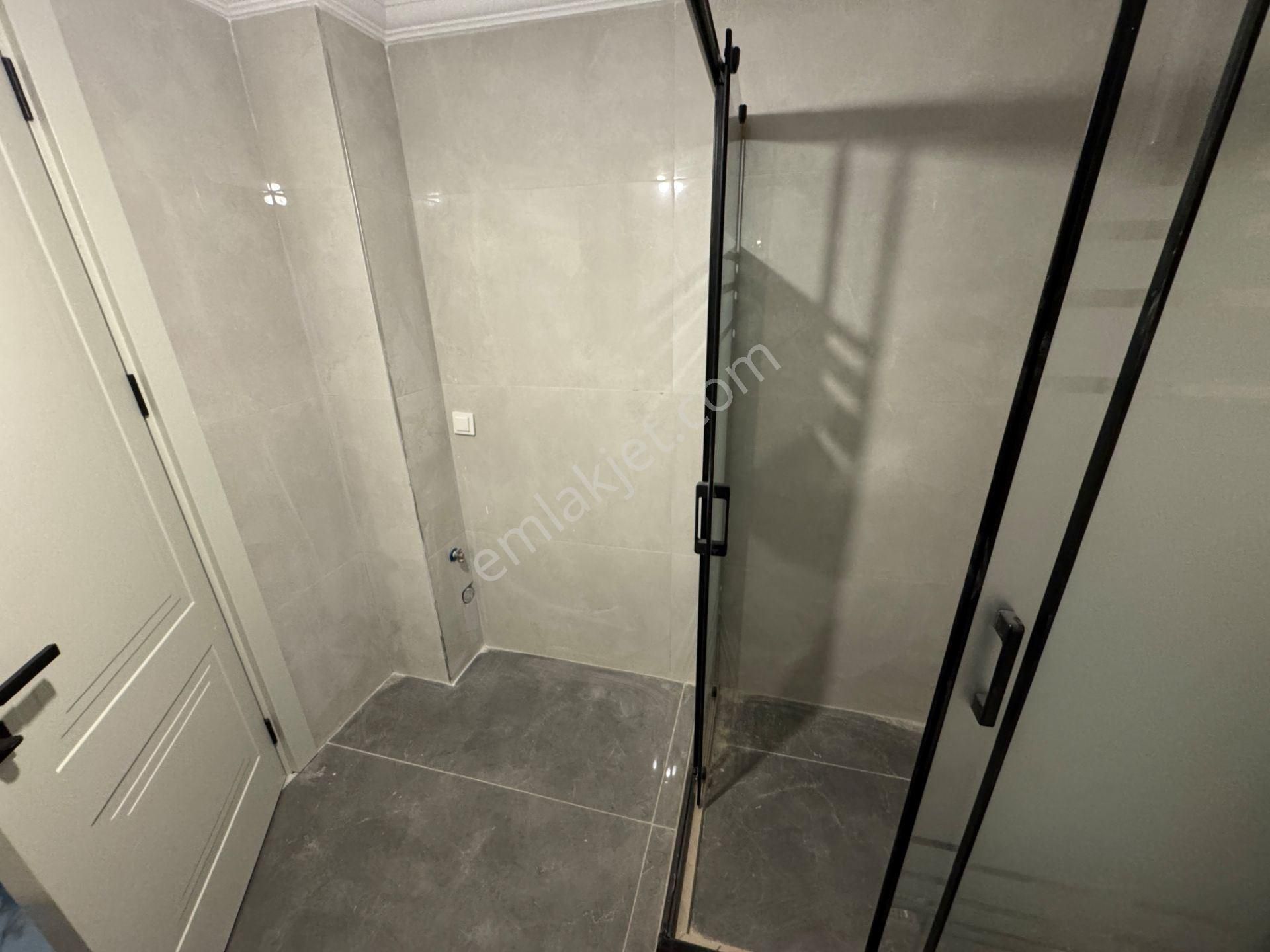 Acıbadem Barış Sokakda, Sıfır Binada Bahçe Kullanımlı 3+1 Daire - Görsel 22