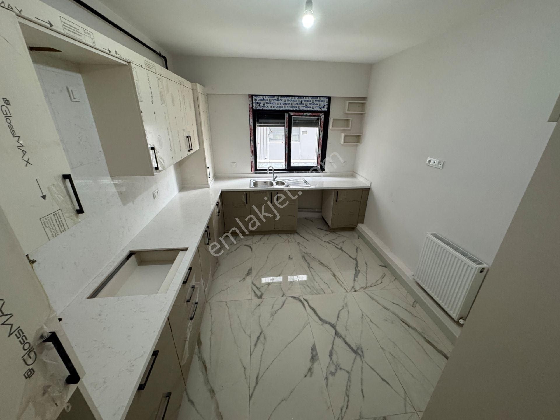 Acıbadem Barış Sokakda, Sıfır Binada Bahçe Kullanımlı 3+1 Daire - Görsel 18