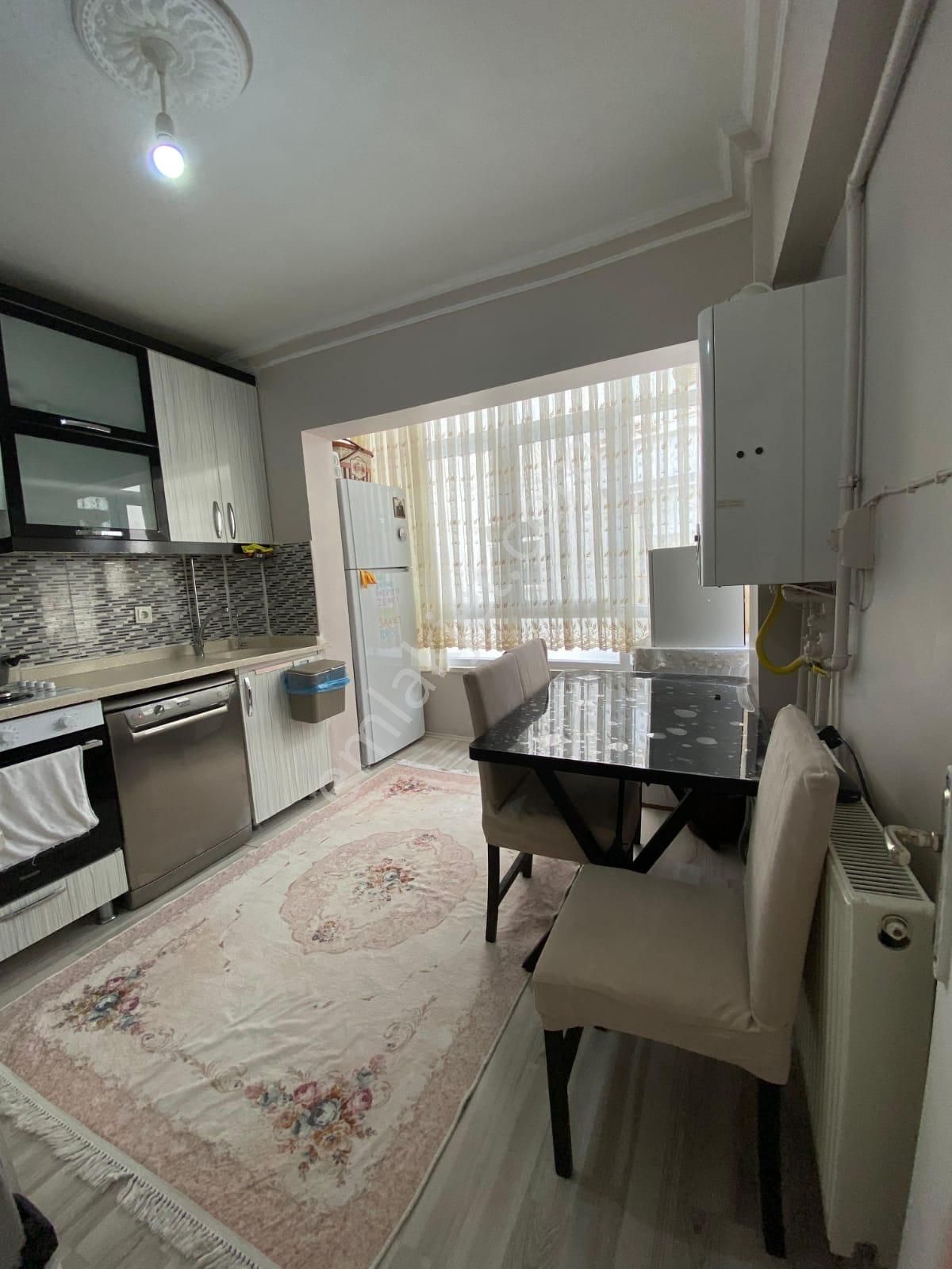 Pınarbaşı Mh 3+1 2. Ara Katta Full+full Yapılı Caddeye Yakın Daire - Görsel 2