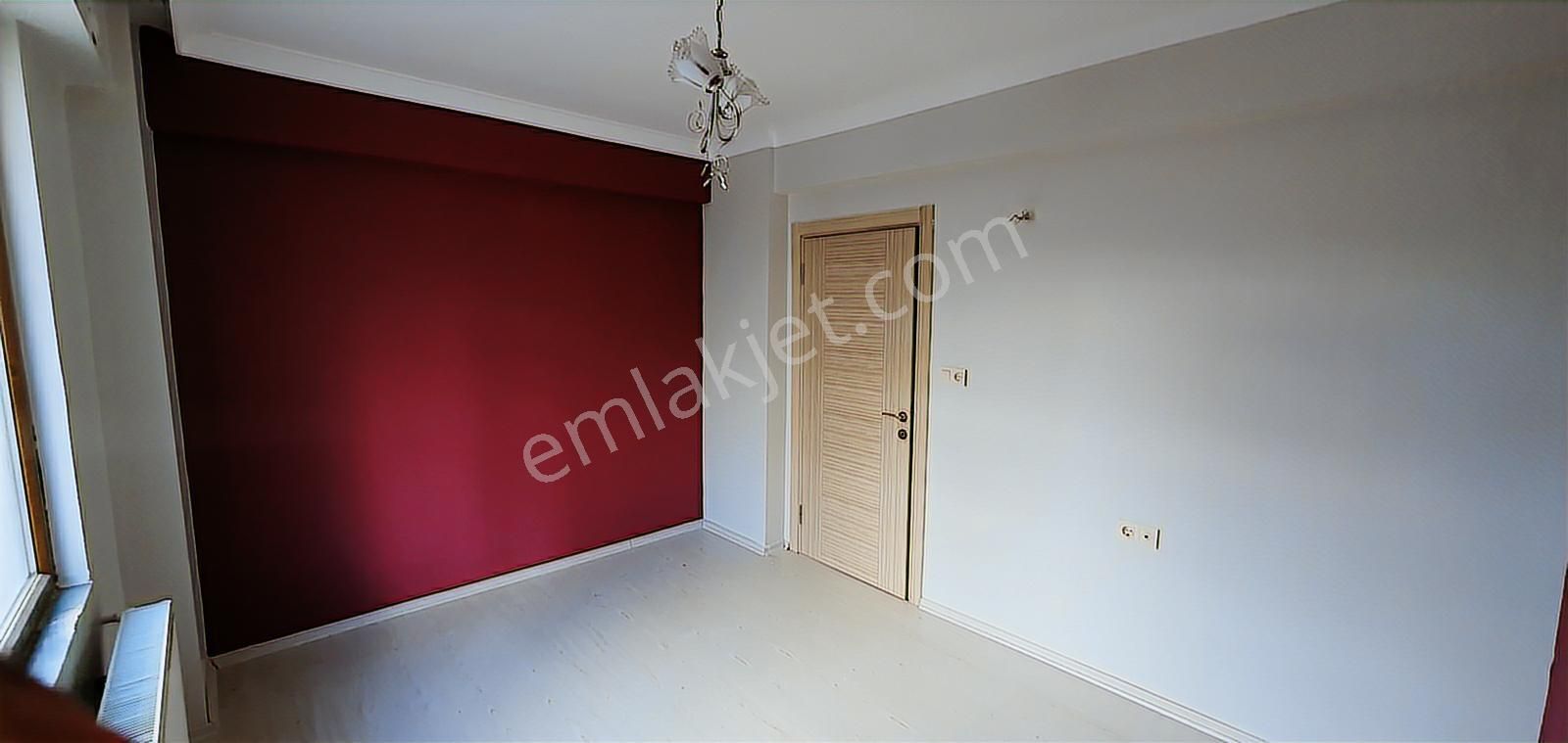 Karaköprü Diş Hastanesi 600m Yukarısı Satılık 1+1 Cadde Üstü - Görsel 3