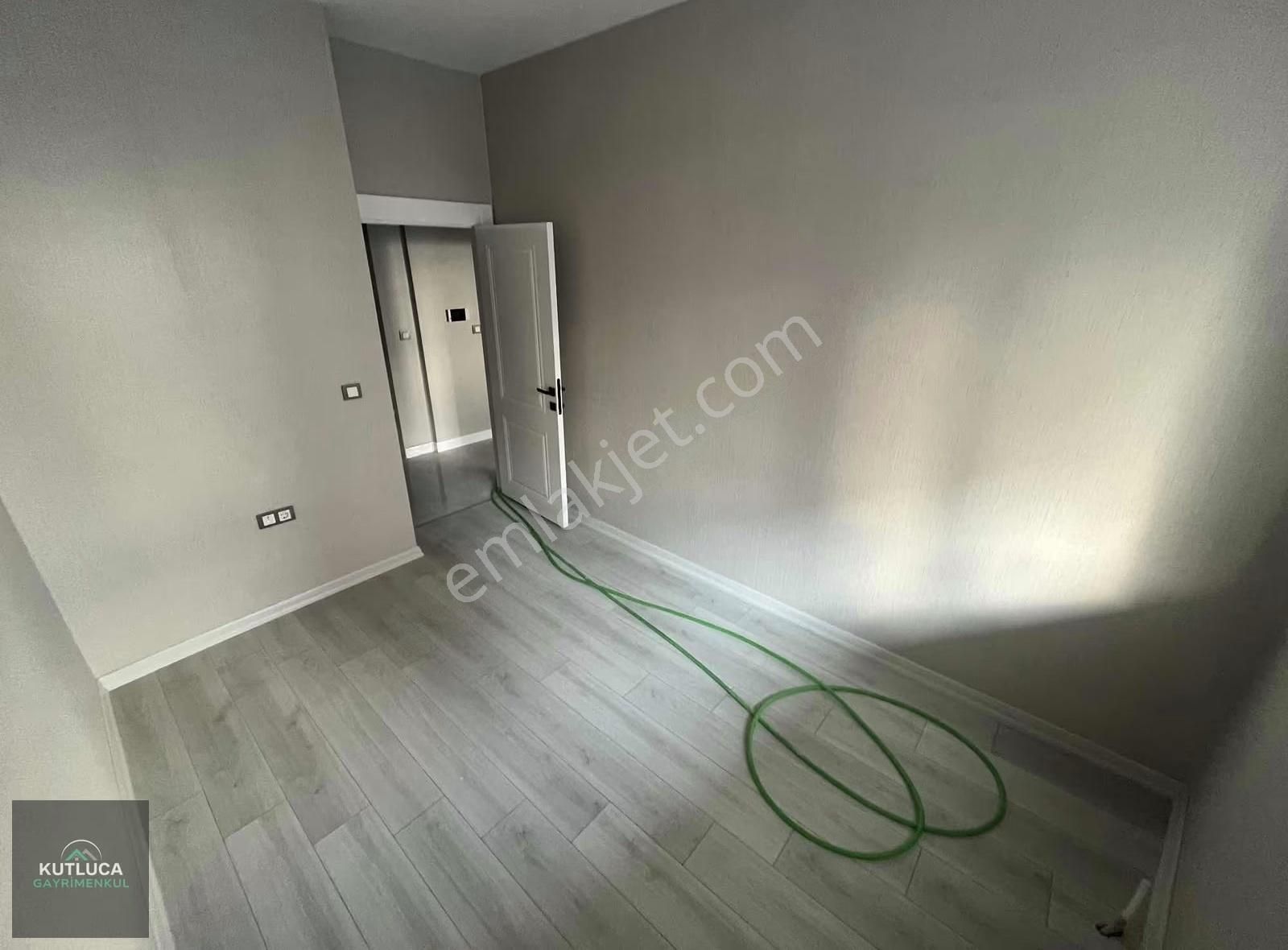 2+1 Cadde Üzeri Sağlık Ocağı Okul Ve Market Yakını Sıfır İskanlı - Görsel 14