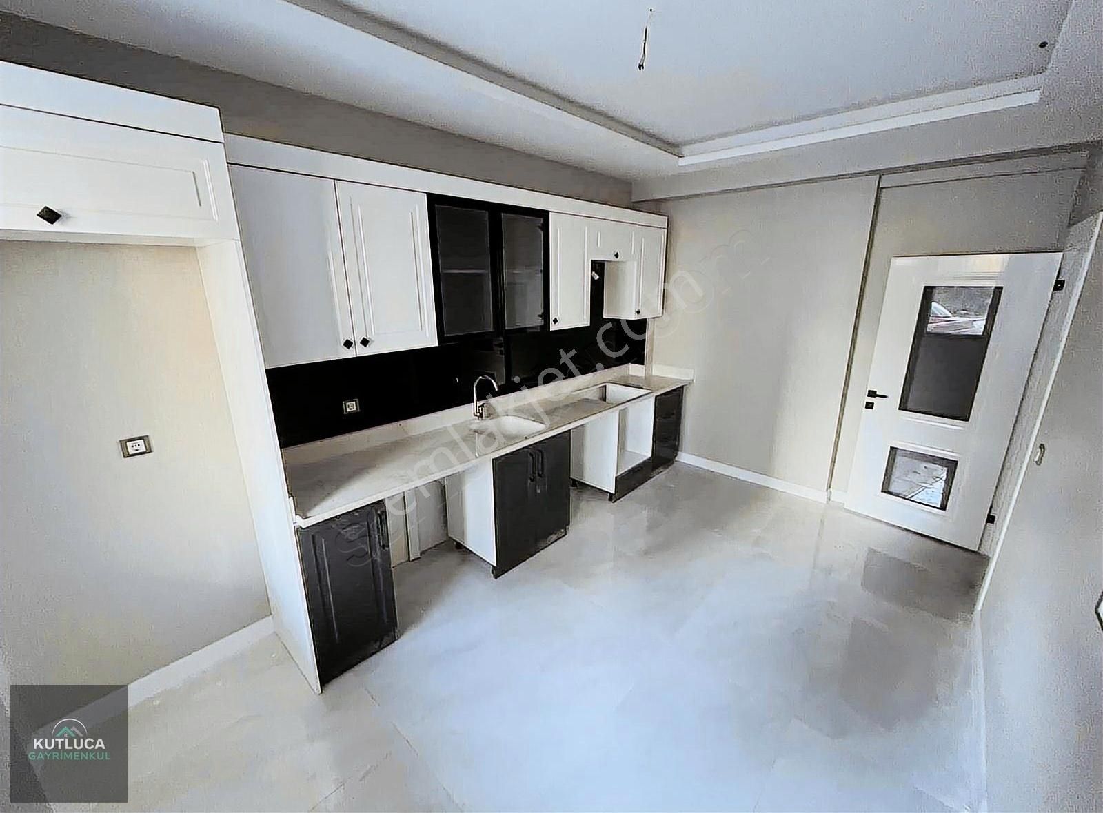 2+1 Cadde Üzeri Sağlık Ocağı Okul Ve Market Yakını Sıfır İskanlı - Görsel 17