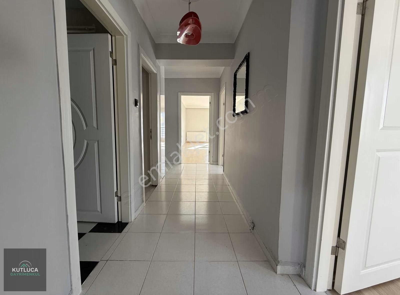 3+1 Okul Ve Market Yakını Masrafsız Ara Kat Asansörlü Kök Tapu!! - Görsel 19