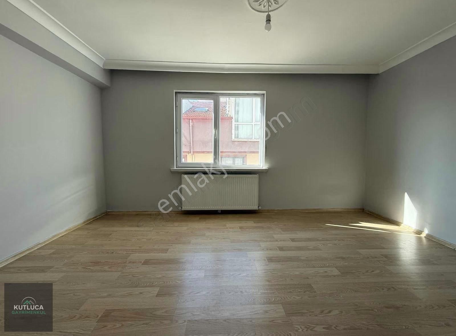 3+1 Okul Ve Market Yakını Masrafsız Ara Kat Asansörlü Kök Tapu!! - Görsel 13