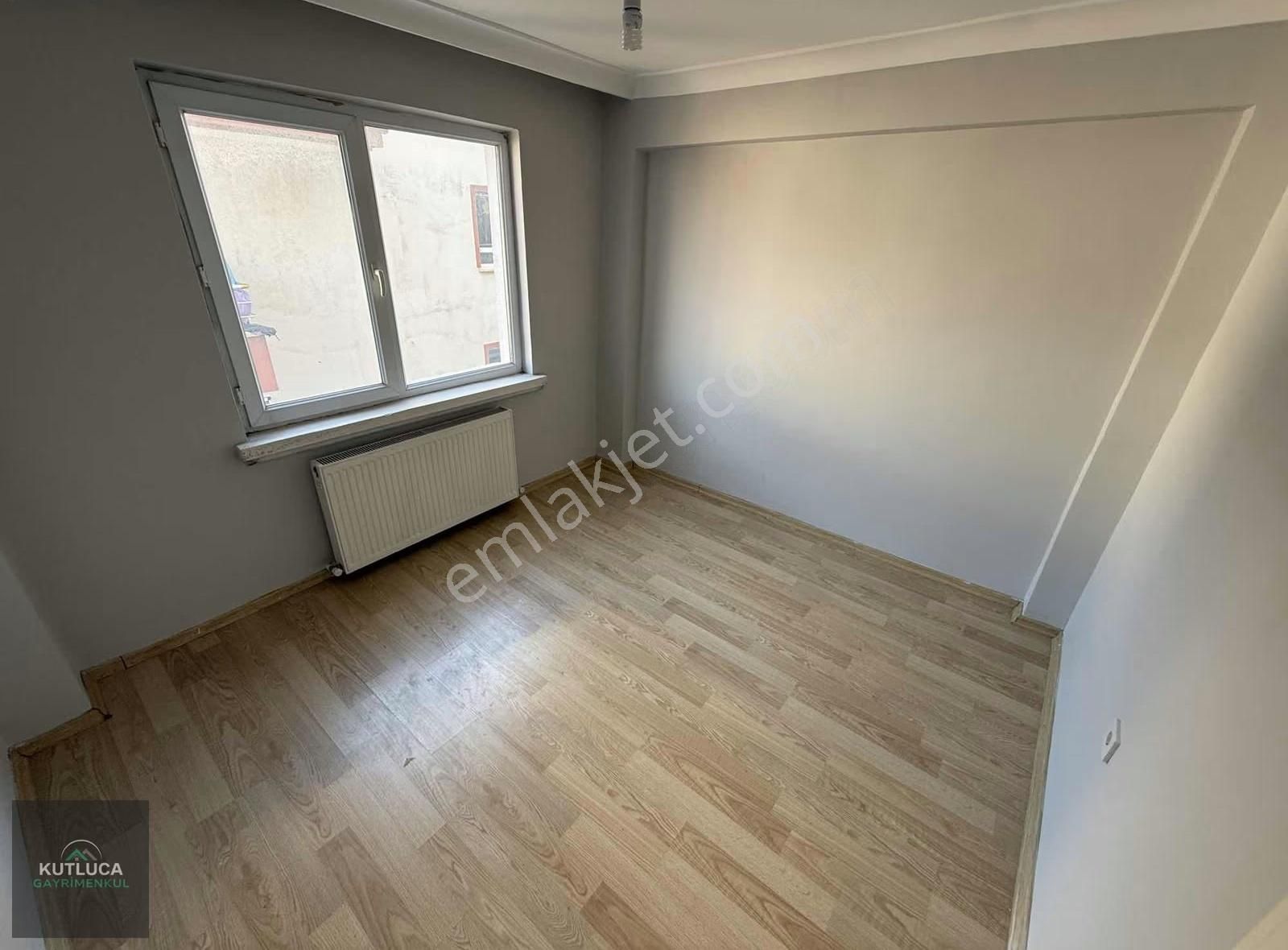 3+1 Okul Ve Market Yakını Masrafsız Ara Kat Asansörlü Kök Tapu!! - Görsel 15