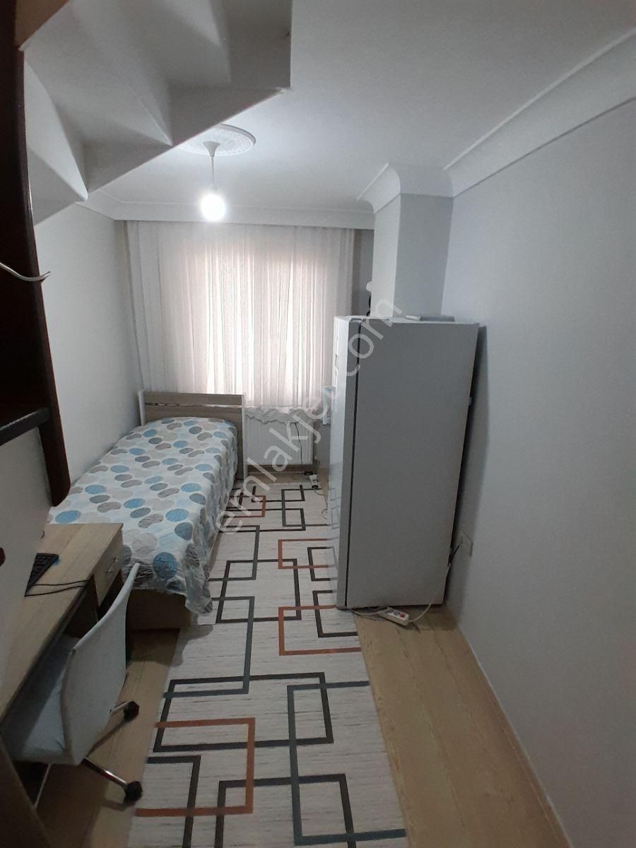 Uğur Çevik'ten Satılık 3+1 130m2 Üstdubleks İskanlı Metro 1dk - Görsel 19