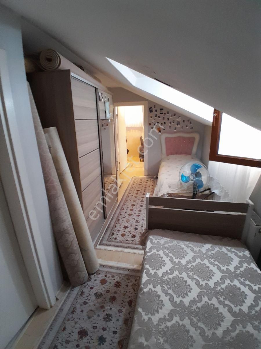 Uğur Çevik'ten Satılık 3+1 130m2 Üstdubleks İskanlı Metro 1dk - Görsel 26