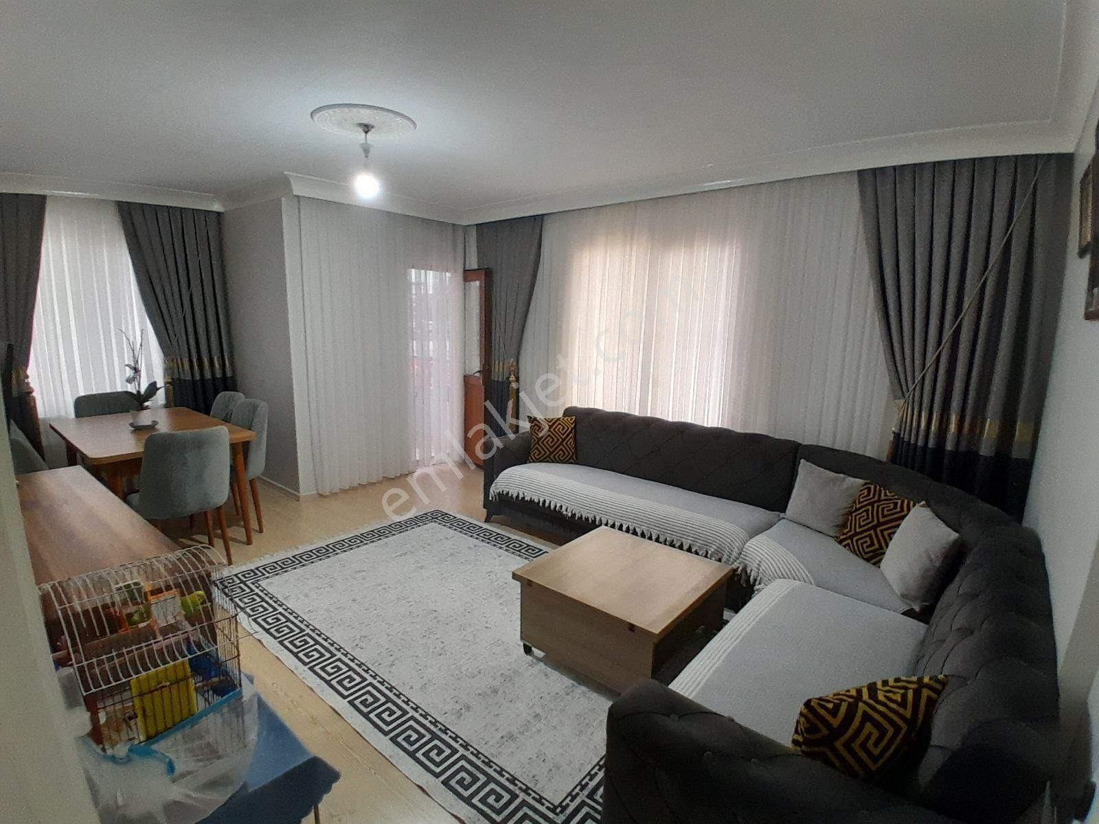 Uğur Çevik'ten Satılık 3+1 130m2 Üstdubleks İskanlı Metro 1dk - Görsel 7