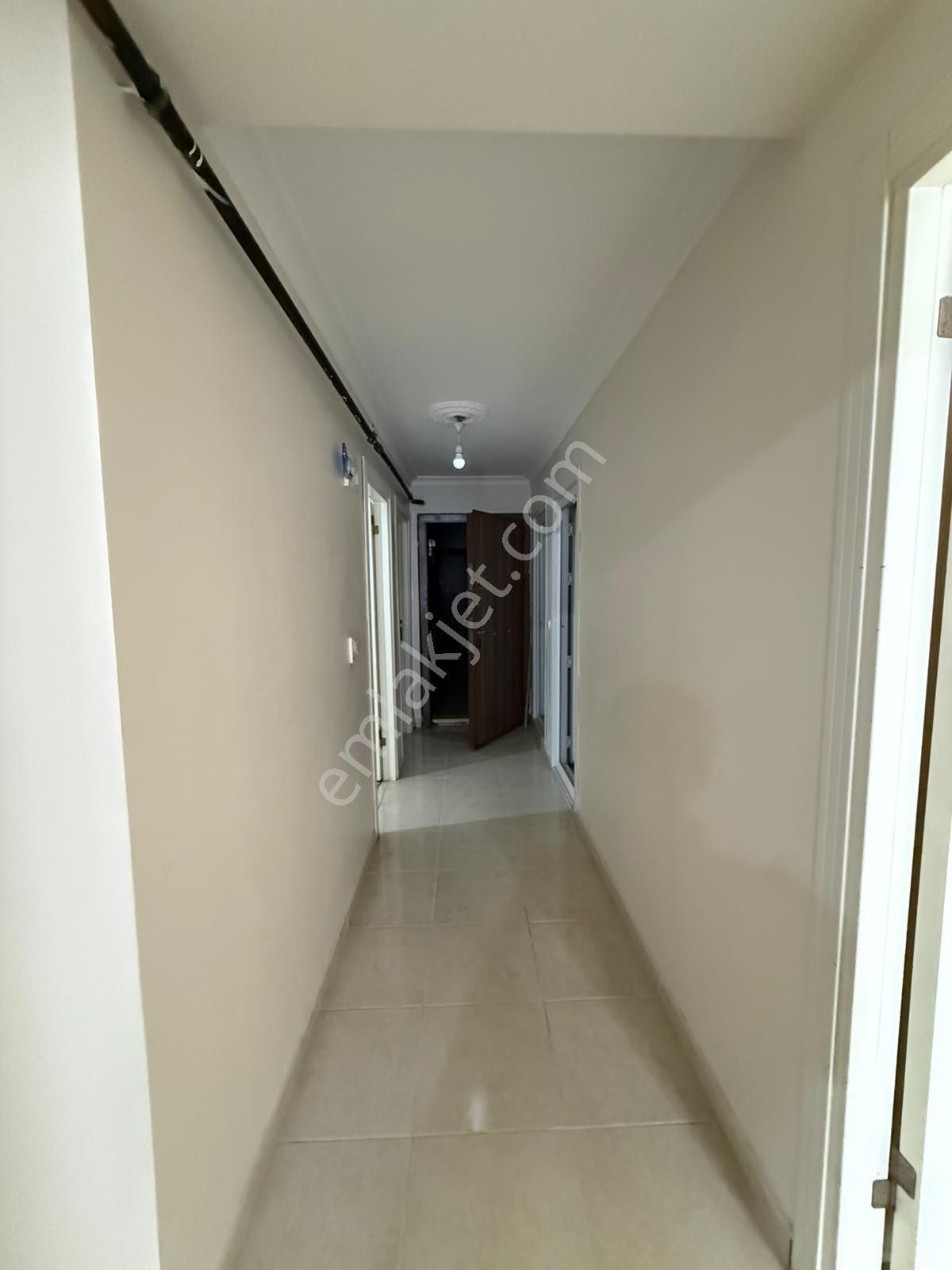 3+1 Geniş Ailelere Uygun Kiralık Daire Fırsatı - Görsel 18