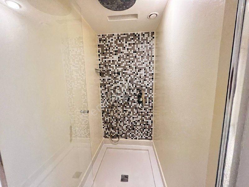 The Elysıum'da Son Fırsat Boğaz Manzaralı Kiralık 1+1 Daire - Görsel 17