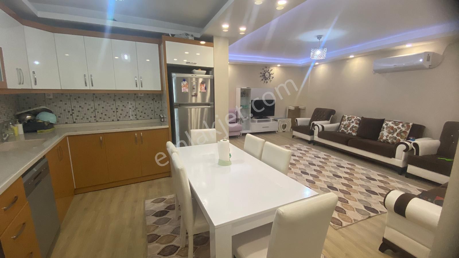 Mezitli’de Full Deniz Manzaralı 2+1 Eşyalı Kiralık Daire - Görsel 7