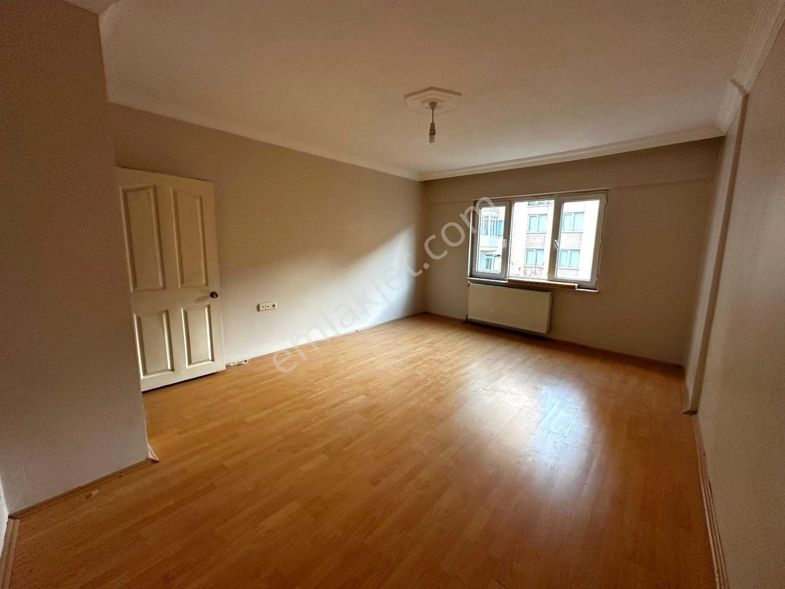 Recep Ümit Emlak'tan Gazi Yakup Satar Caddesi Yakınında Ferah Ara Kat Kiralık 3+1 Daire - Görsel 2