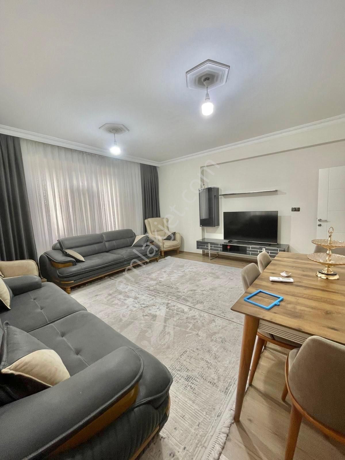 Radisson Otel Arkası 4+1 Eşyalı Kiralık Daire!!!