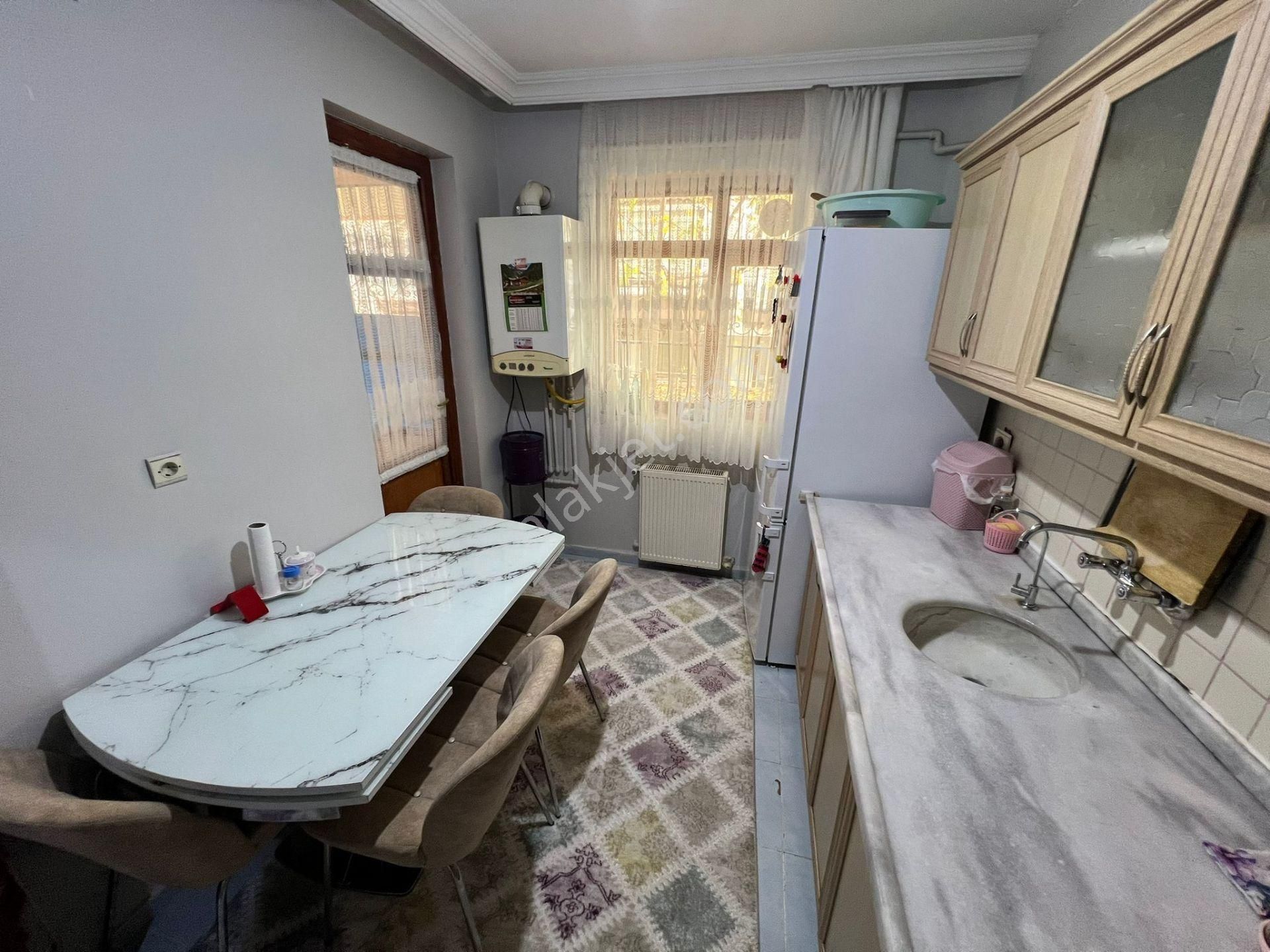 Altındağ - Karapürçek Mahallesi Eyüp Cami Yakınında 3+1 Satılık Daire !!! - Görsel 7