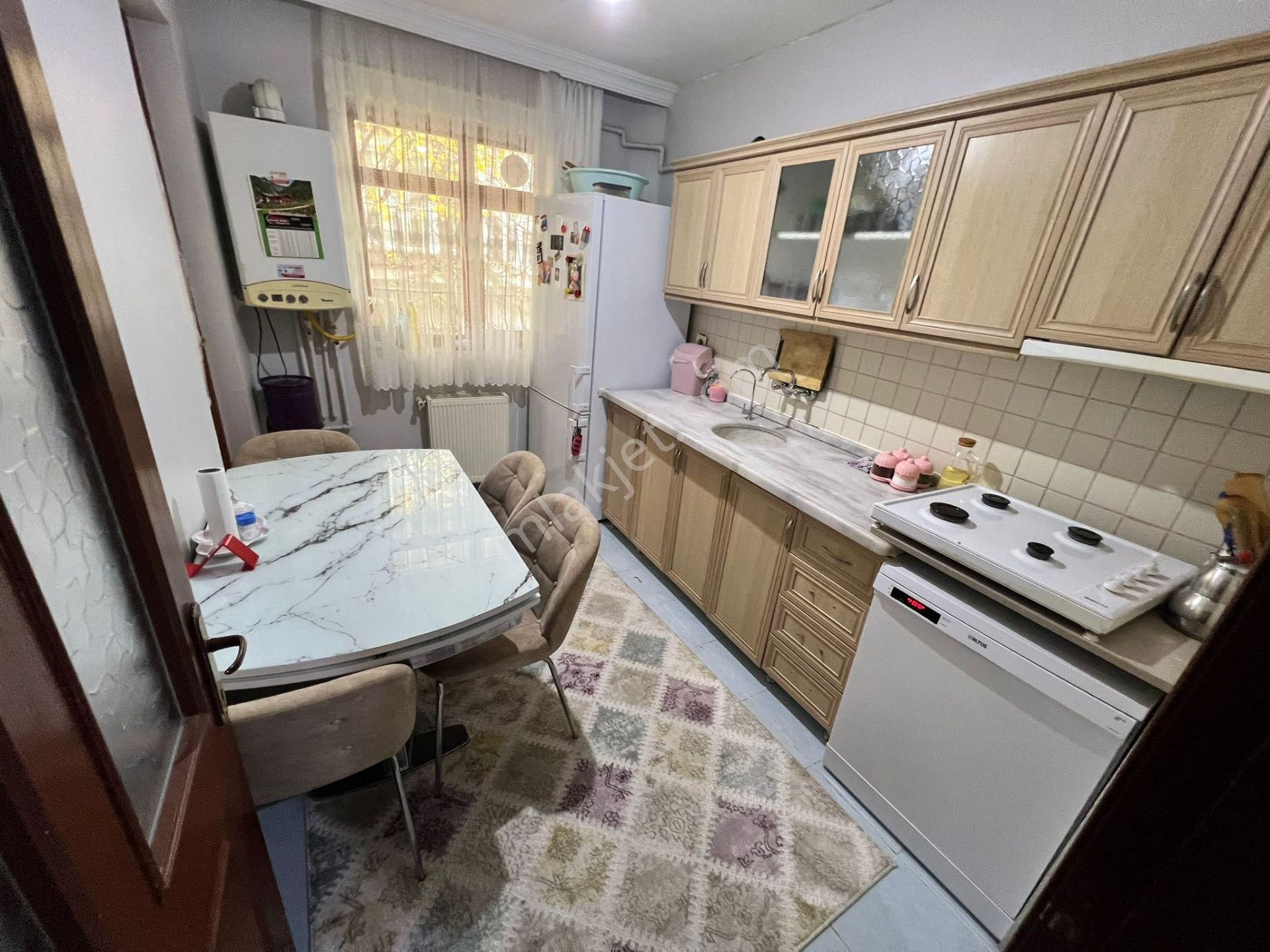 Altındağ - Karapürçek Mahallesi Eyüp Cami Yakınında 3+1 Satılık Daire !!! - Görsel 6