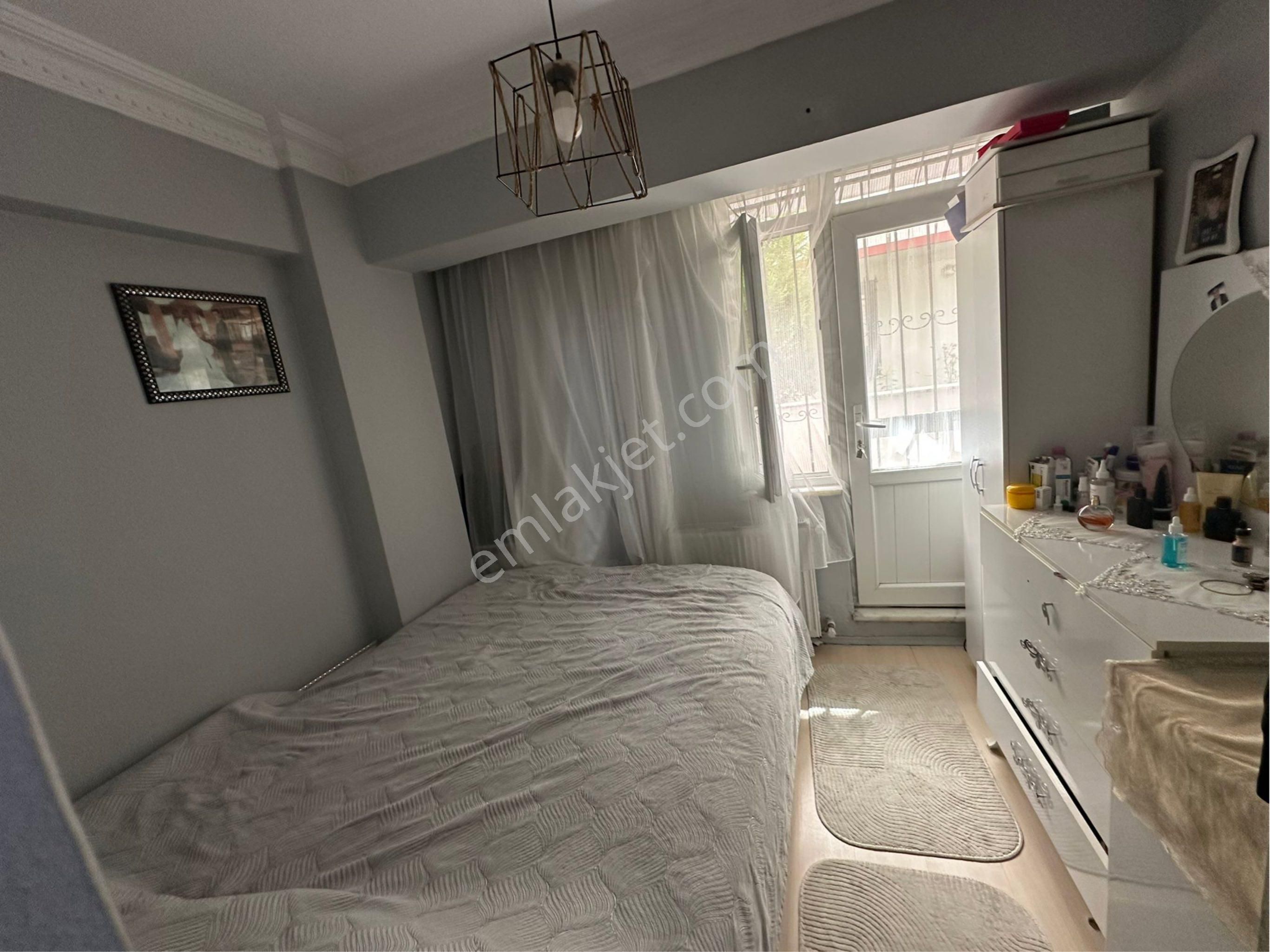 Avcılar Cihangirde 2+1 Bahçe Katı 12 Yaşında Metrobüs Sokağında - Görsel 8