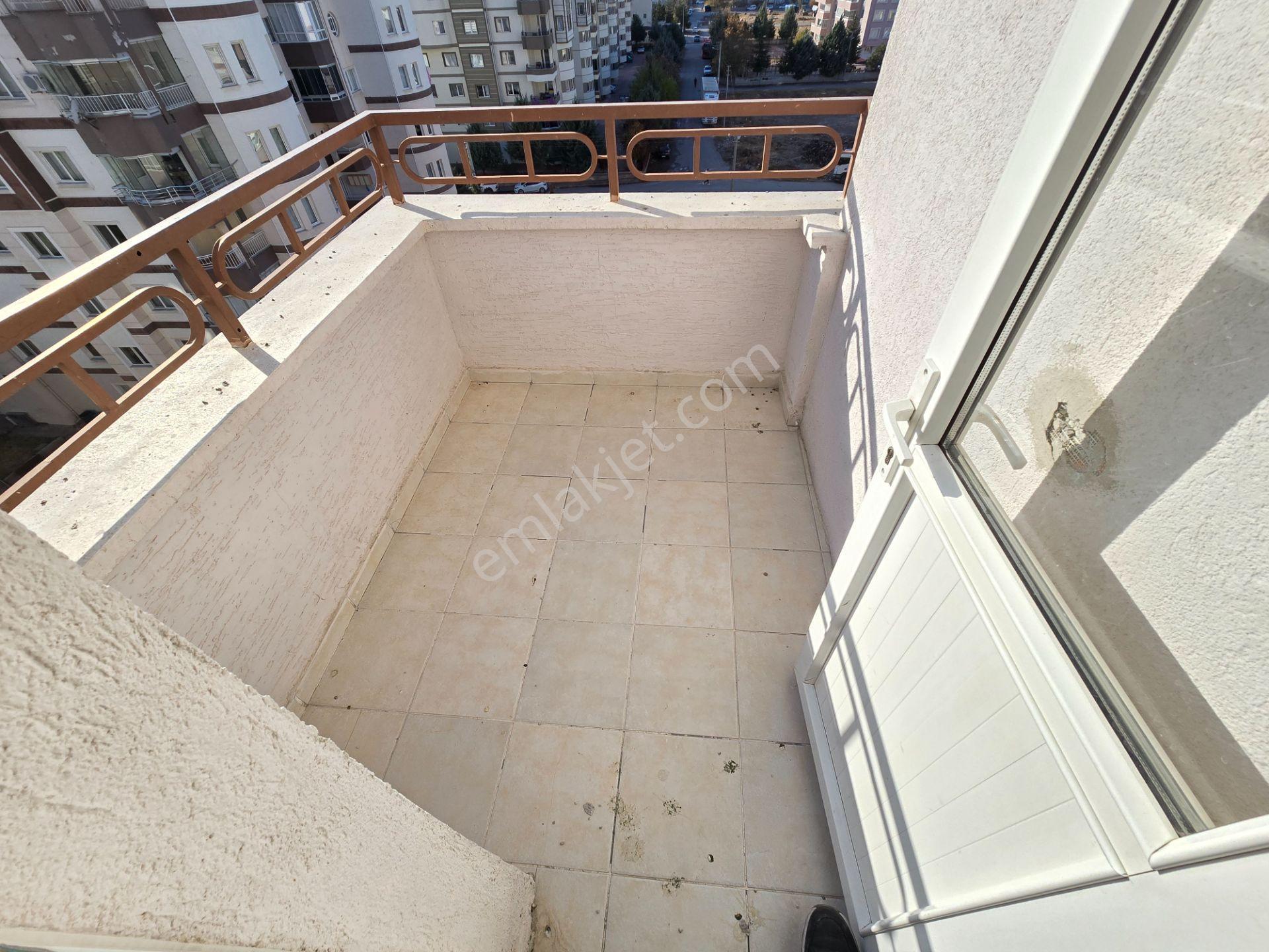 Üçgöz Kavşağı Bim Üstü 3+1 Güney Batı Cepheli İçi Full Yapılı Satılık Daire - Görsel 7
