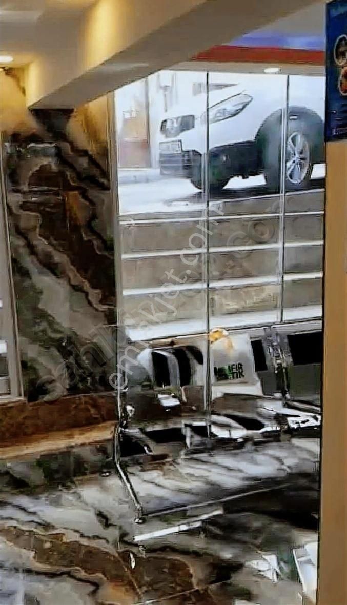 Yusufpaşa Caddesine Çok Yakın 50 M2 Satılık Dükkan Krediye Uygun - Görsel 6