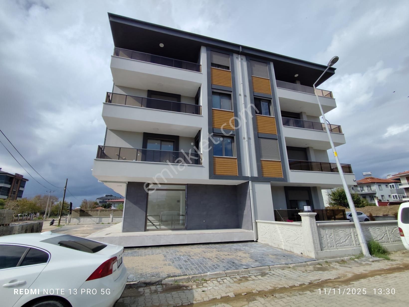 Ayvalık Altınovada 3 Katlı Binanın 1.katı: 2+1 Sıfır Lüks Daire - Görsel 6